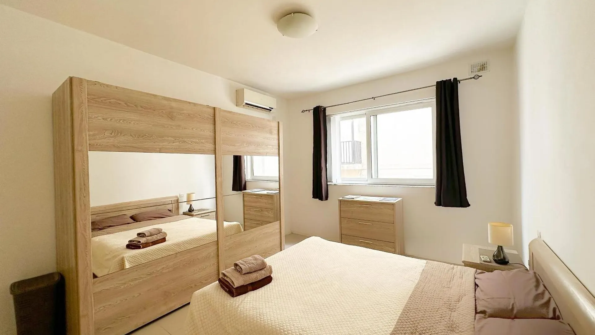 Modern En-Suite Room In A Share Apartment At Msida Heart Homestay