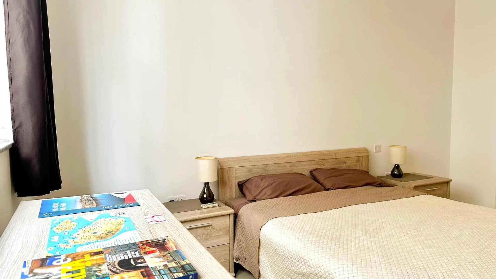 Modern En-Suite Room In A Share Apartment At Msida Heart 0*,  Malta